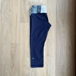 Lululemon Wunder Under crop leggings. 23” length and mid-rise.